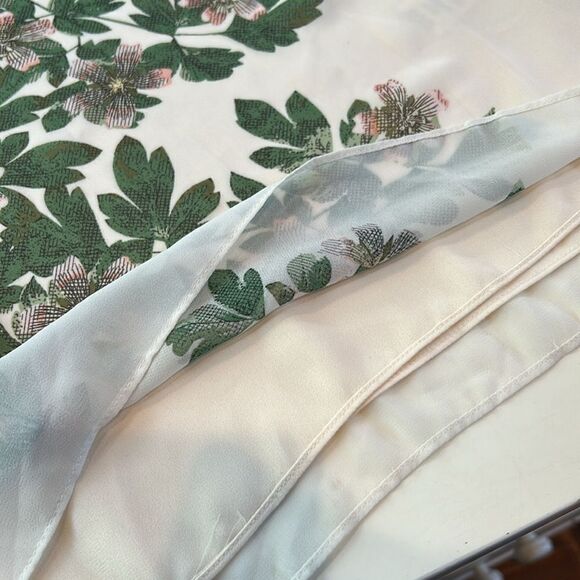 Max studio cream, a line dress with floral design size small - Picture 10 of 12